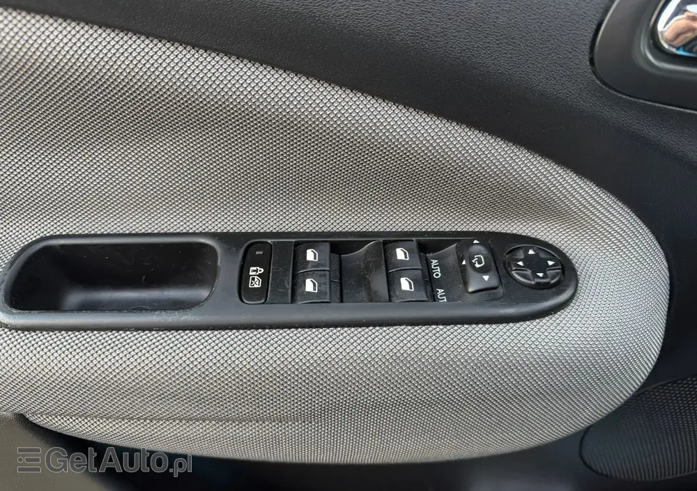 CITROËN C3 Picasso VTi 120 Color Selektion