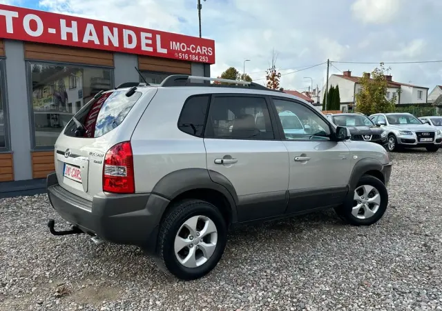 HYUNDAI Tucson 