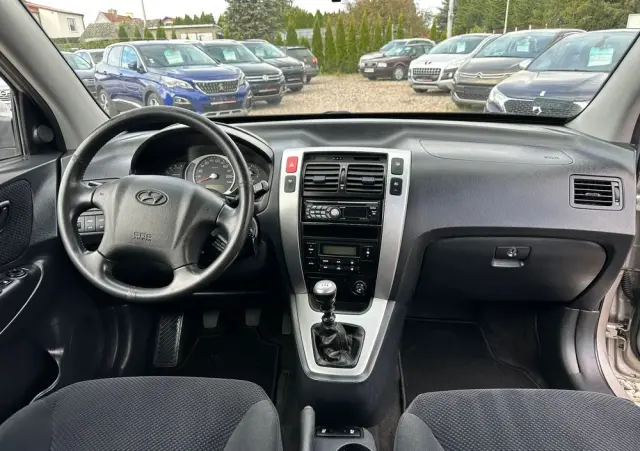 HYUNDAI Tucson 