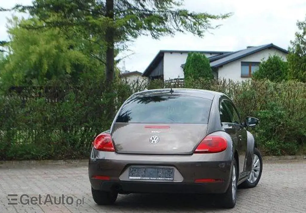 VOLKSWAGEN Beetle 