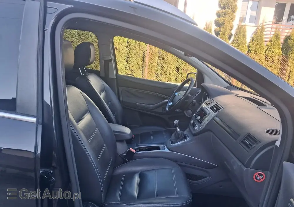 FORD Kuga 2.0 TDCi 2x4 Titanium