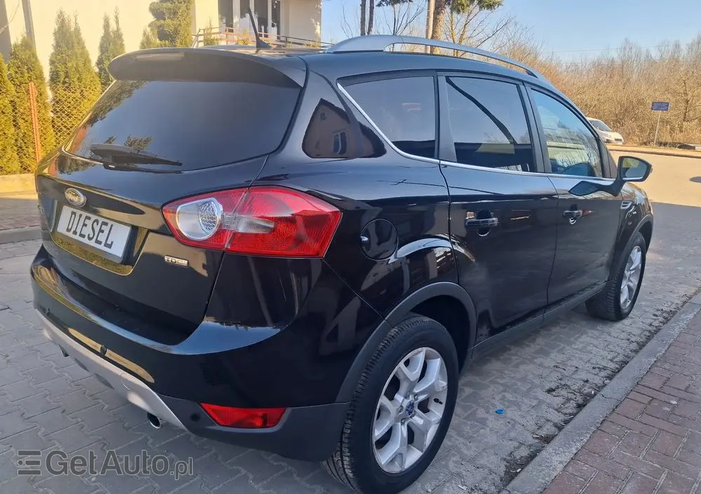 FORD Kuga 2.0 TDCi 2x4 Titanium