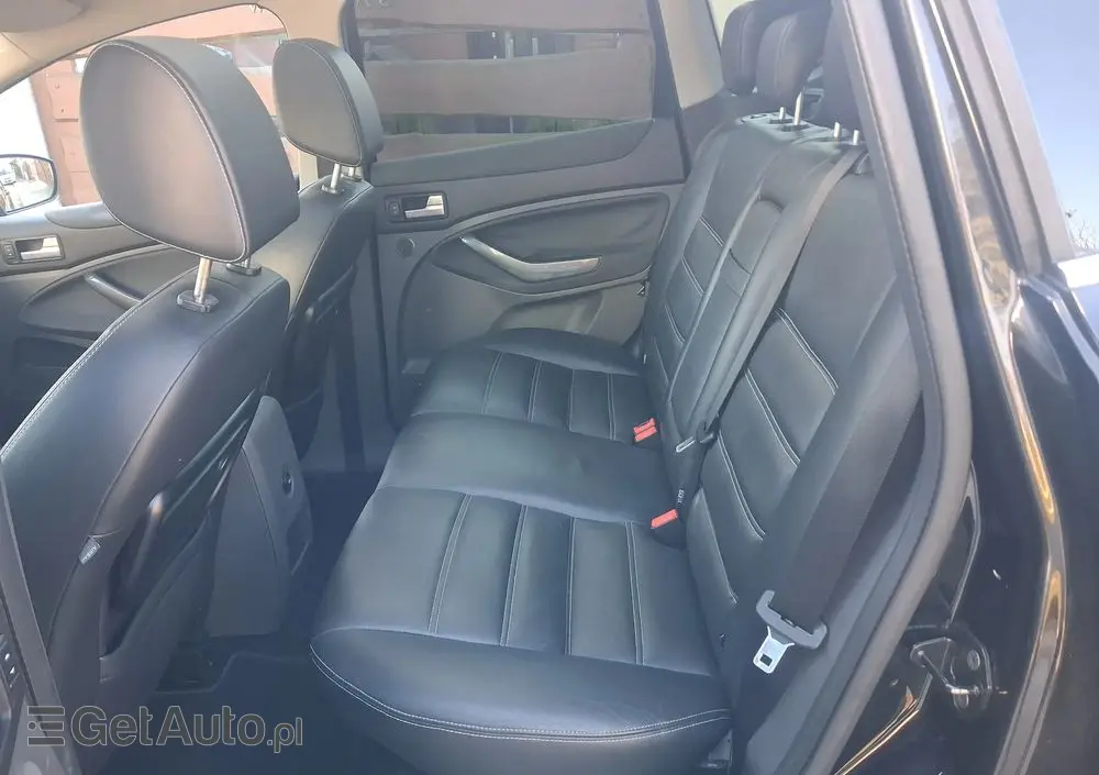 FORD Kuga 2.0 TDCi 2x4 Titanium