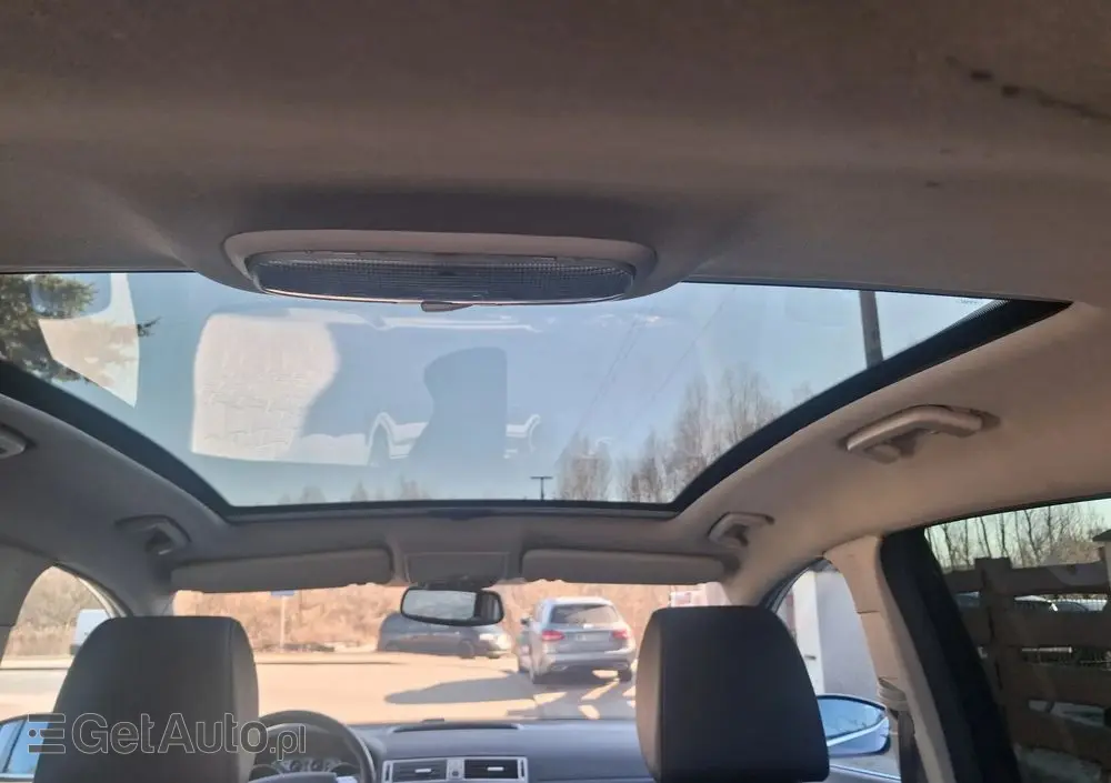 FORD Kuga 2.0 TDCi 2x4 Titanium