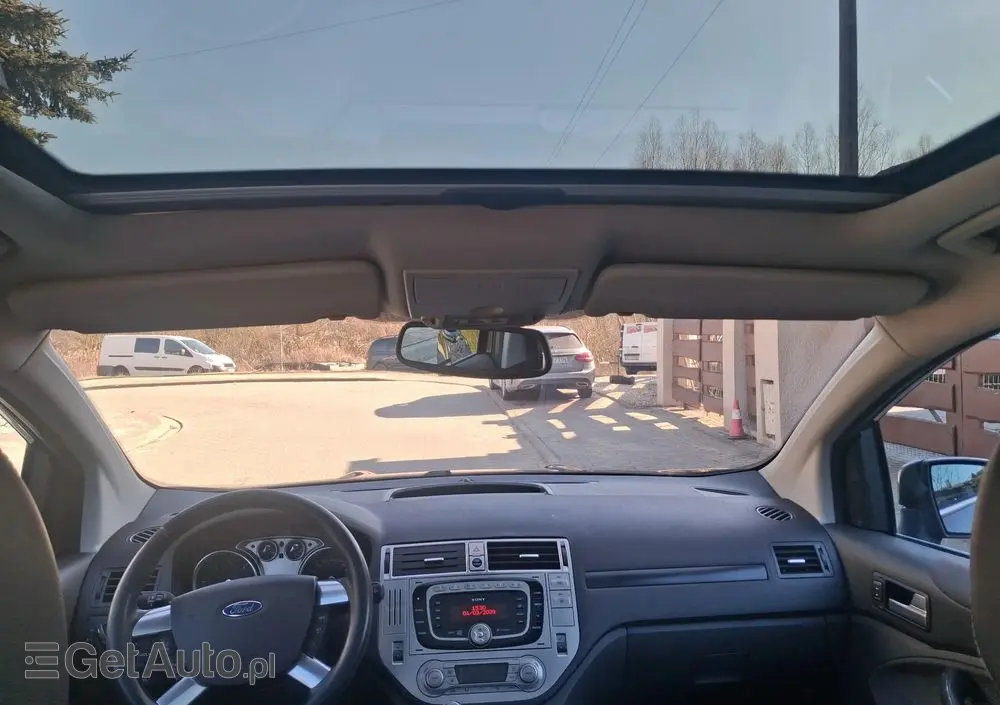 FORD Kuga 2.0 TDCi 2x4 Titanium