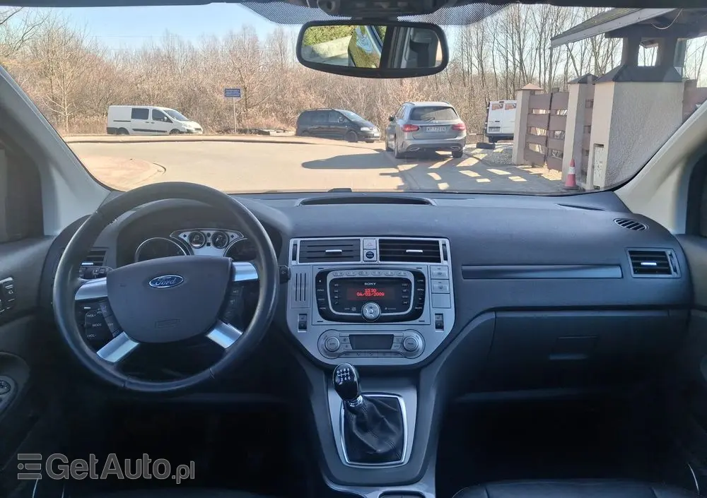 FORD Kuga 2.0 TDCi 2x4 Titanium