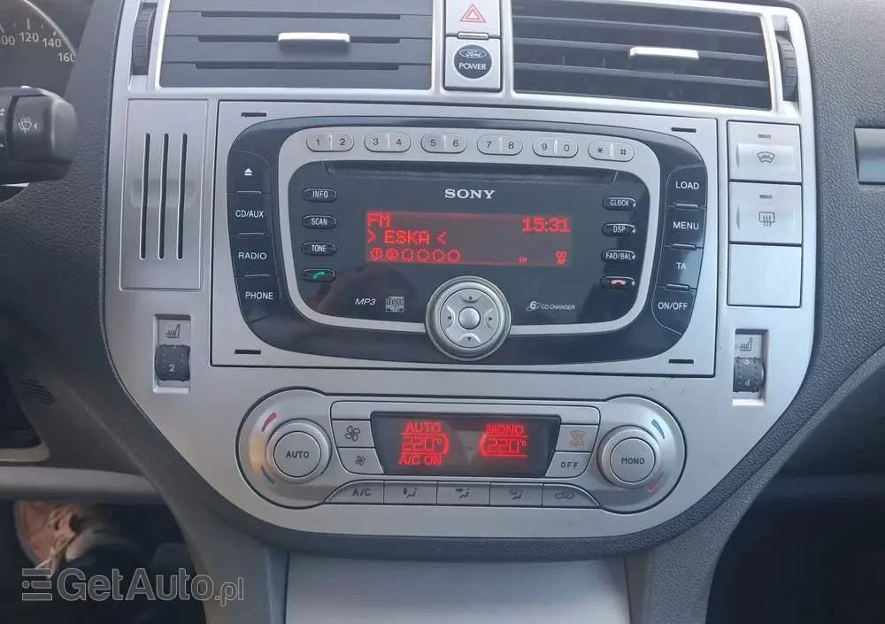 FORD Kuga 2.0 TDCi 2x4 Titanium