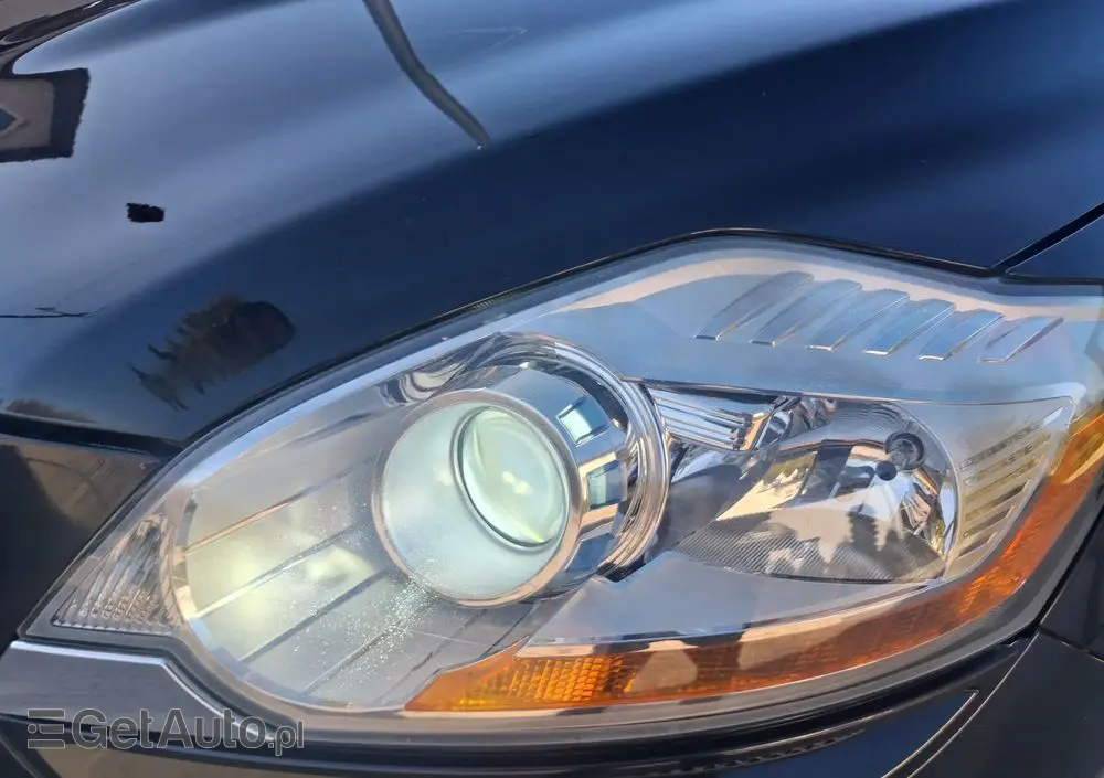 FORD Kuga 2.0 TDCi 2x4 Titanium