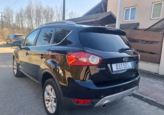 FORD Kuga 2.0 TDCi 2x4 Titanium