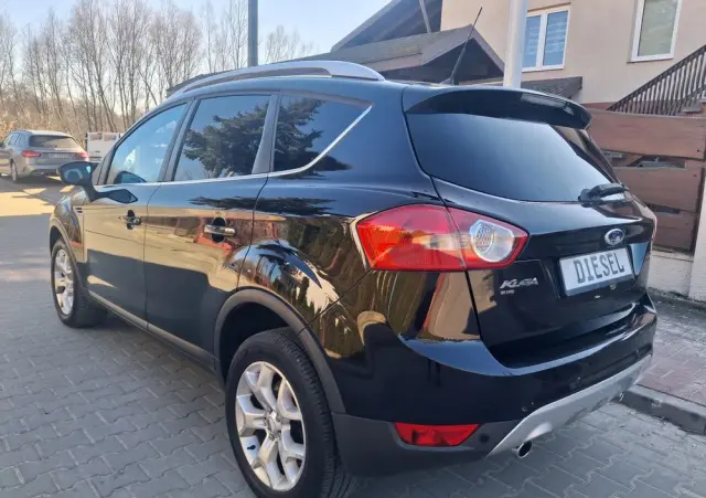FORD Kuga 2.0 TDCi 2x4 Titanium