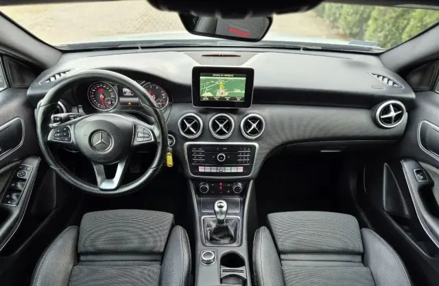 MERCEDES-BENZ Klasa A 