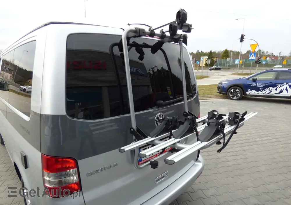 VOLKSWAGEN MULTIVAN 