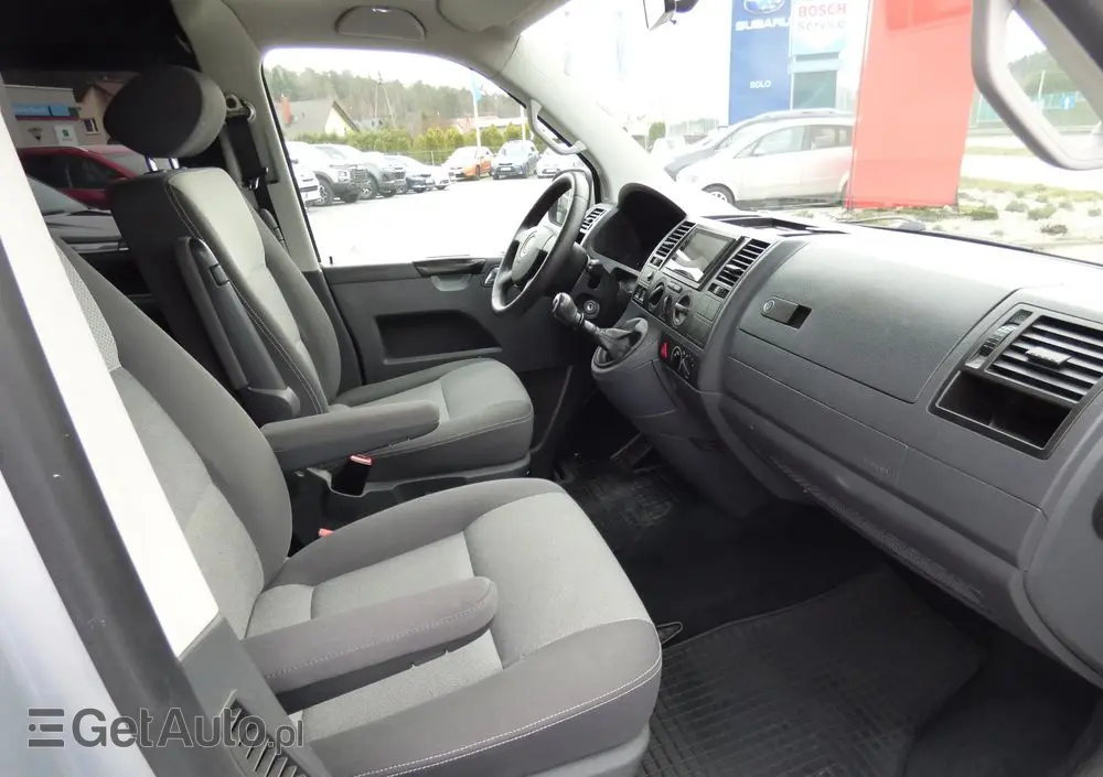 VOLKSWAGEN MULTIVAN 