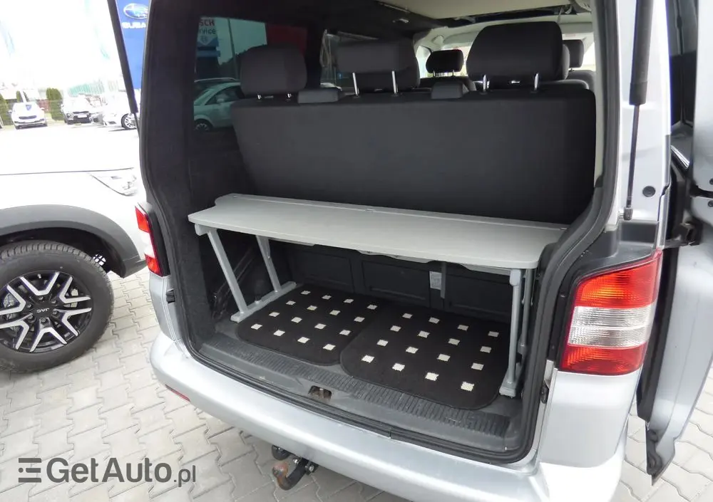 VOLKSWAGEN MULTIVAN 