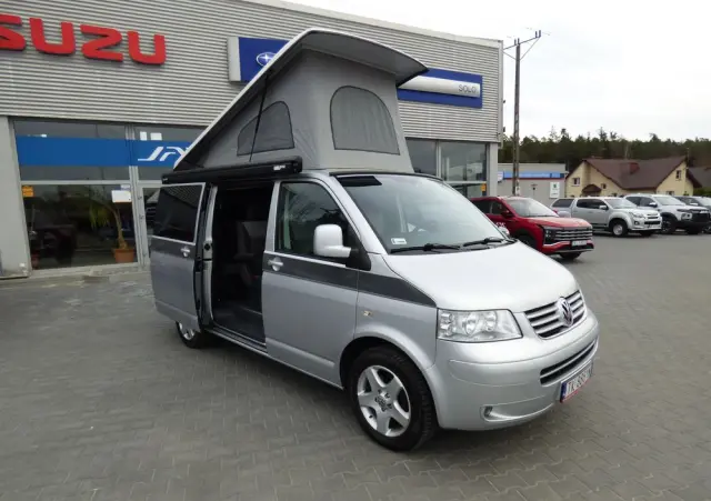VOLKSWAGEN MULTIVAN 