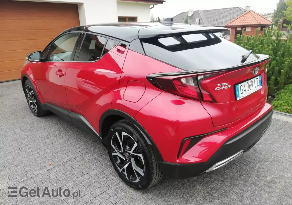 TOYOTA C-HR 