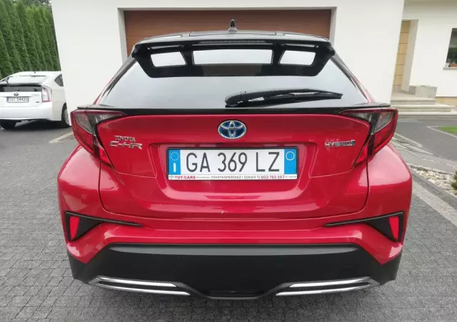 TOYOTA C-HR 