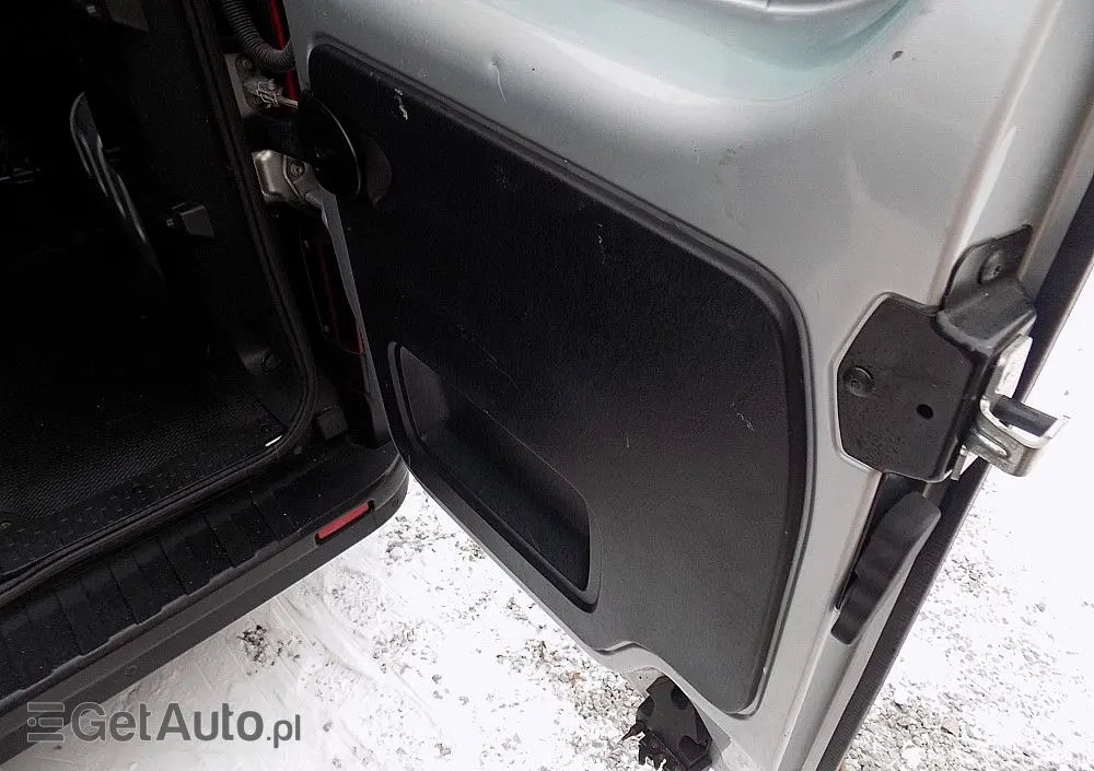 OPEL Vivaro L2H1 2,9t Elegance Business