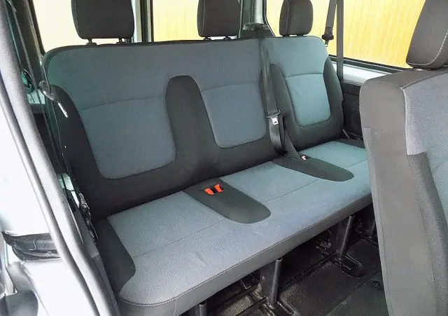 OPEL Vivaro L2H1 2,9t Elegance Business