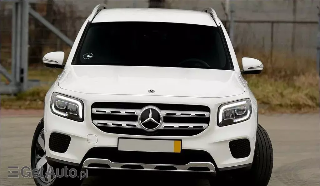 MERCEDES-BENZ GLB 