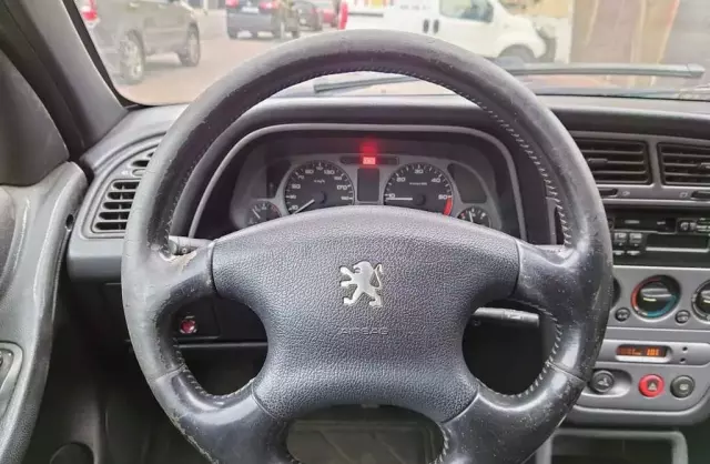 PEUGEOT 306 