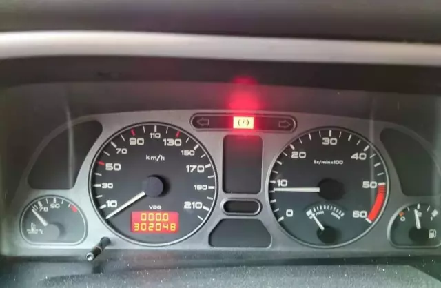 PEUGEOT 306 