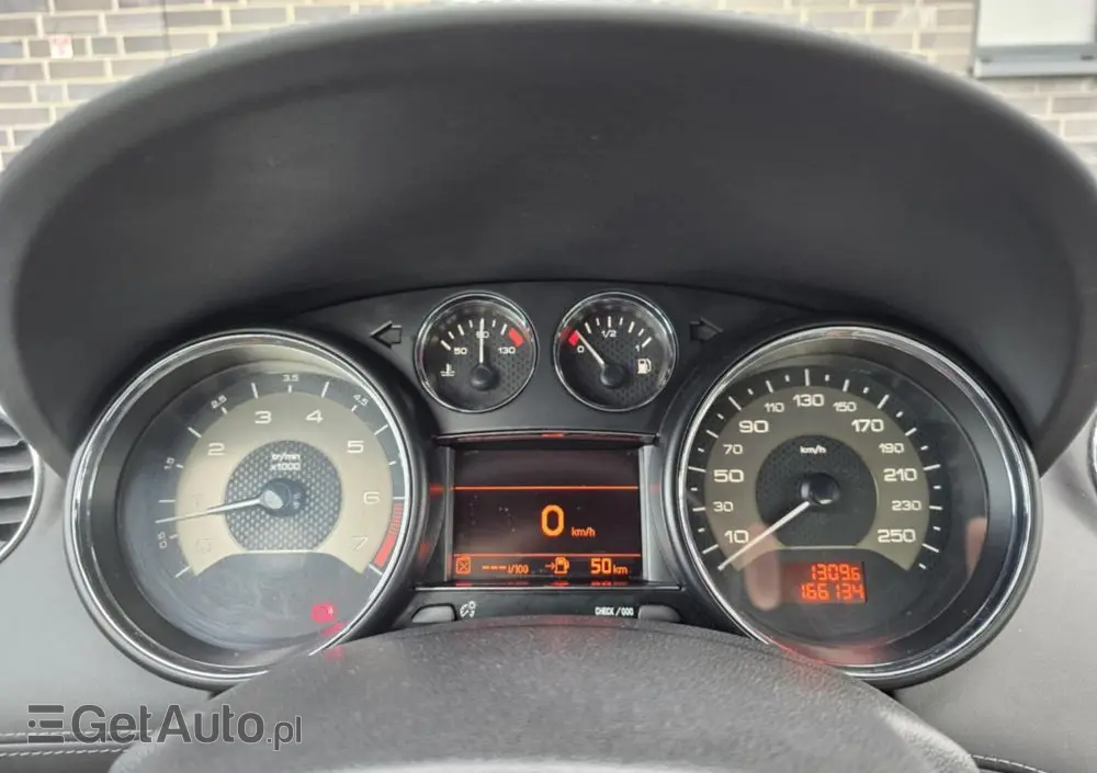 PEUGEOT RCZ 1.6 200 THP