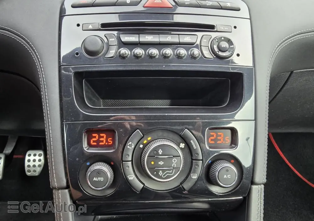 PEUGEOT RCZ 1.6 200 THP