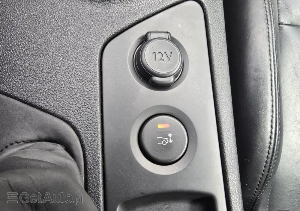 PEUGEOT RCZ 1.6 200 THP