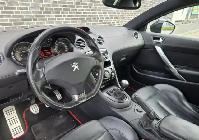 PEUGEOT RCZ 1.6 200 THP