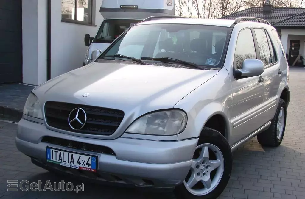 MERCEDES-BENZ Klasa M ML 270 CDI (163 KM) Automatic