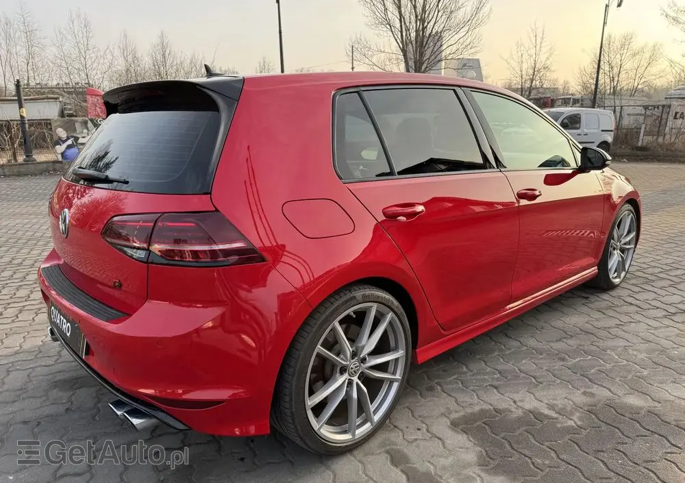 VOLKSWAGEN Golf R 4Motion BlueMotion Technology DSG