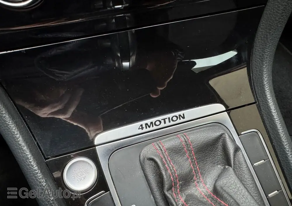 VOLKSWAGEN Golf R 4Motion BlueMotion Technology DSG