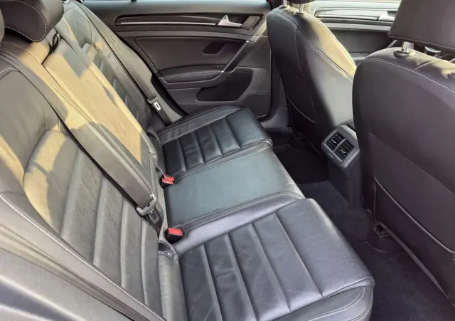 VOLKSWAGEN Golf R 4Motion BlueMotion Technology DSG