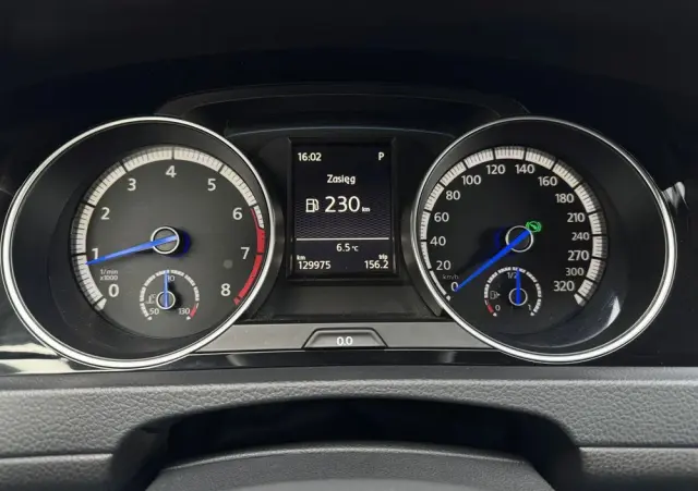 VOLKSWAGEN Golf R 4Motion BlueMotion Technology DSG