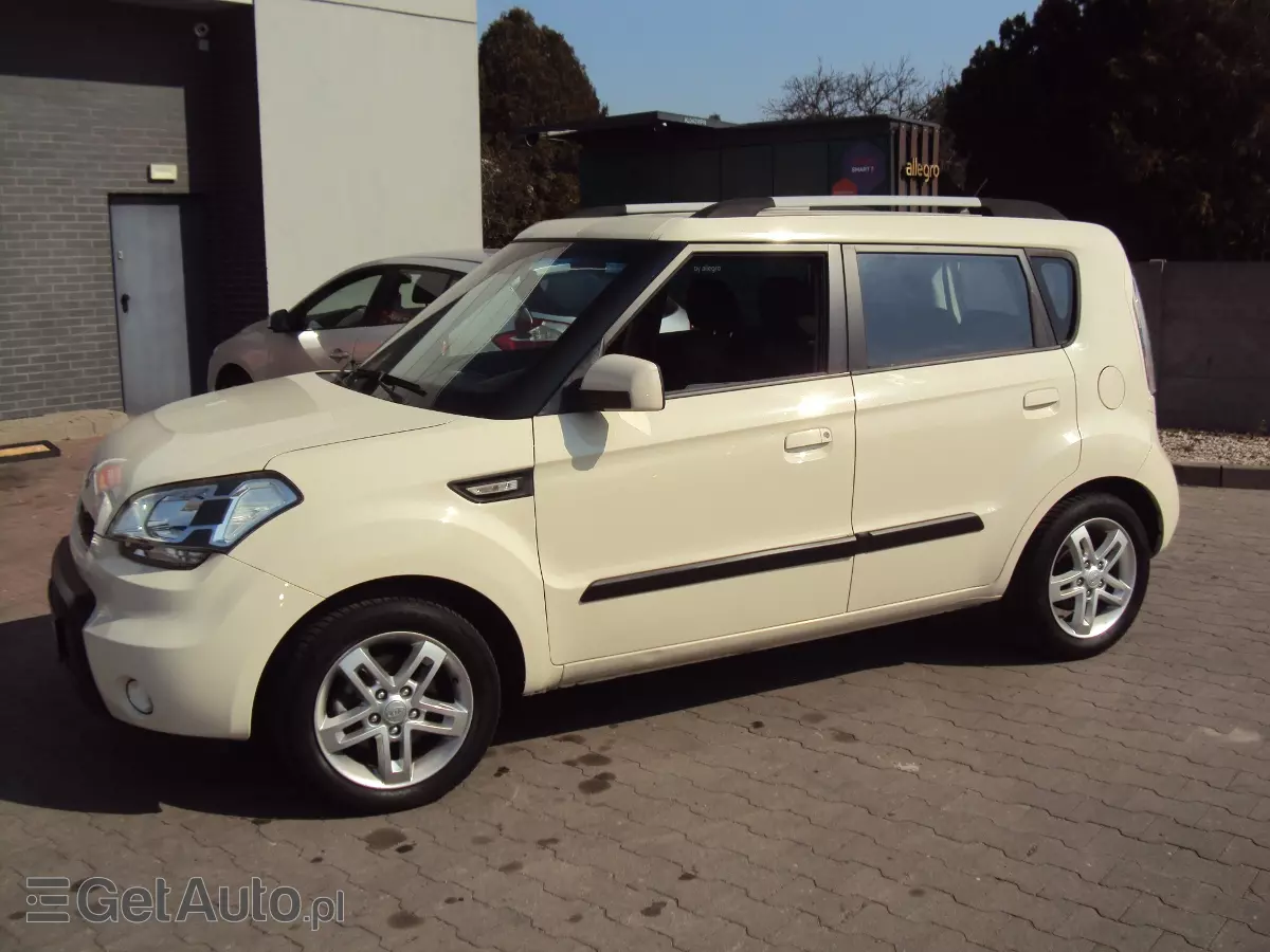 KIA Soul M
