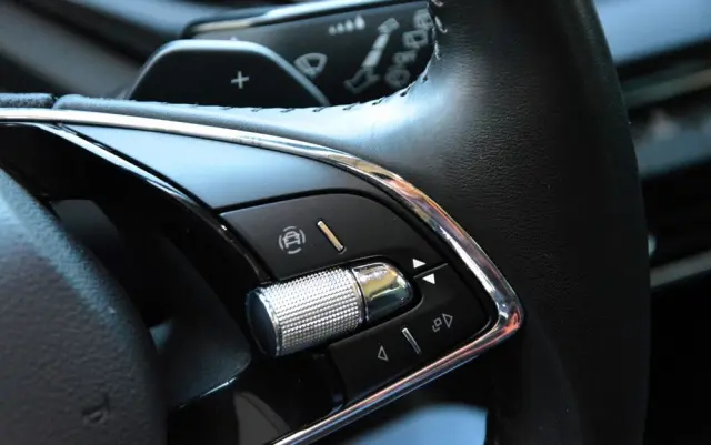 SKODA Octavia 2.0 TDI Style DSG