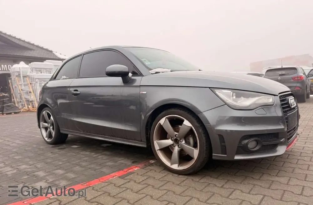 AUDI A1 3-drzwiowe 1.4 TFSI S tronic S line edition