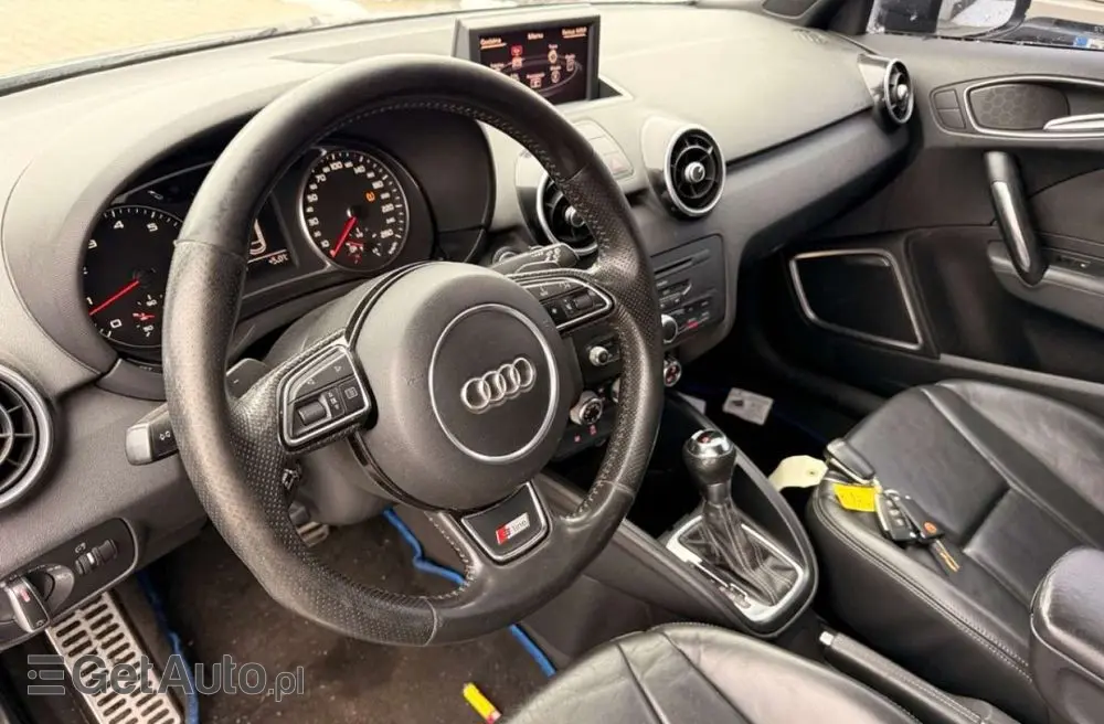 AUDI A1 3-drzwiowe 1.4 TFSI S tronic S line edition