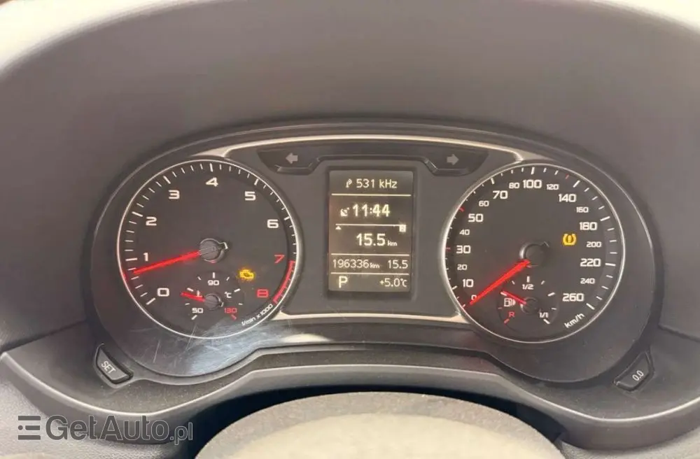 AUDI A1 3-drzwiowe 1.4 TFSI S tronic S line edition