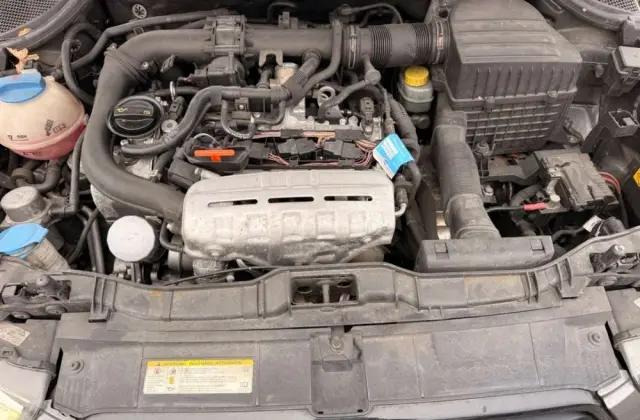 AUDI A1 3-drzwiowe 1.4 TFSI S tronic S line edition