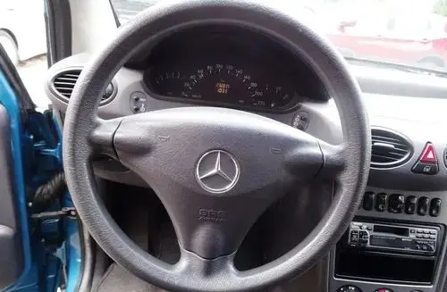 MERCEDES-BENZ Klasa A 