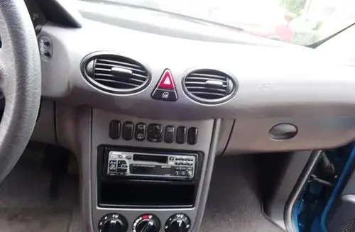 MERCEDES-BENZ Klasa A 