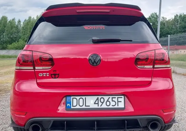 VOLKSWAGEN Golf 2.0 GTI