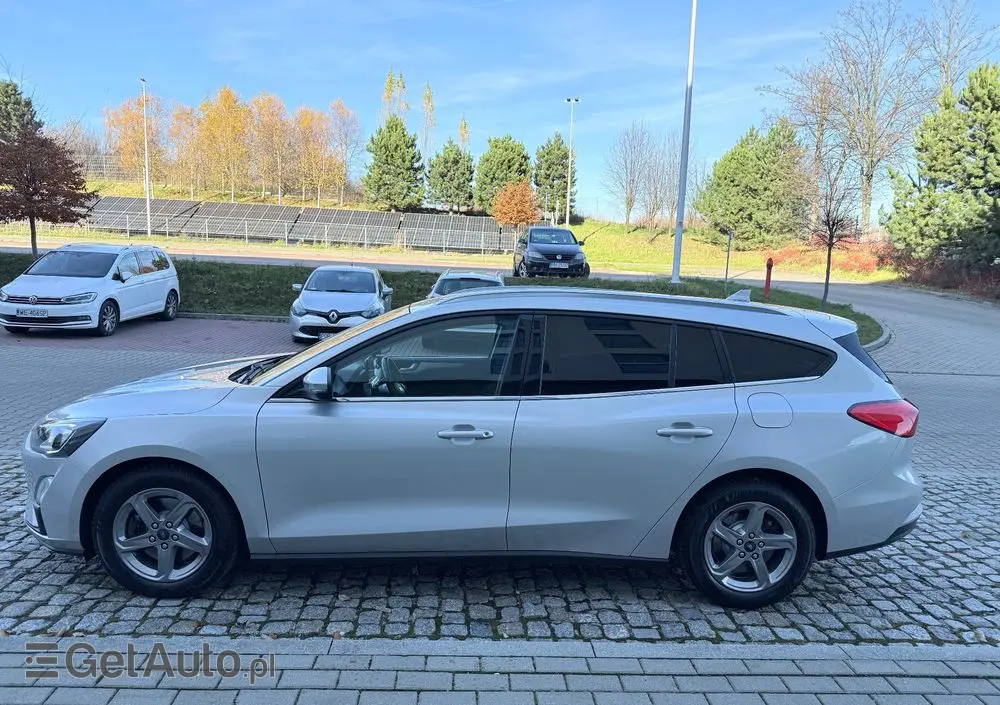 FORD Focus Turnier 1.5 EcoBlue Start-Stopp-System TITANIUM