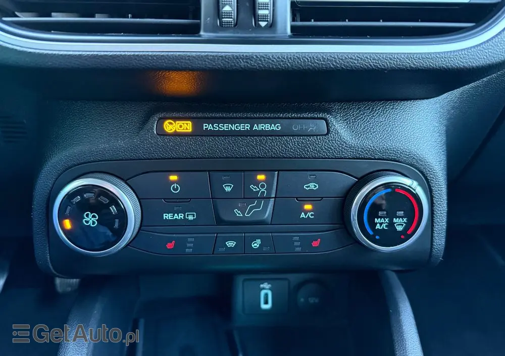 FORD Focus Turnier 1.5 EcoBlue Start-Stopp-System TITANIUM