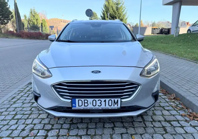 FORD Focus Turnier 1.5 EcoBlue Start-Stopp-System TITANIUM