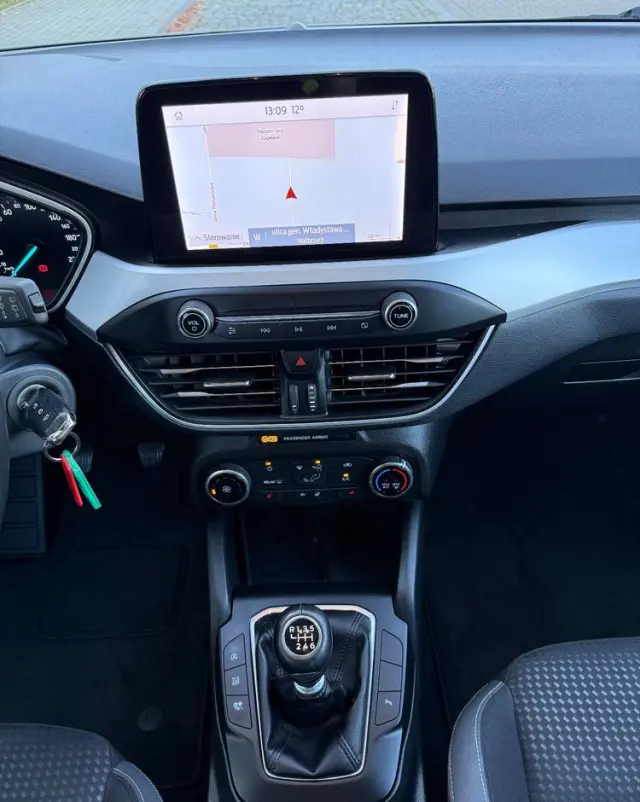 FORD Focus Turnier 1.5 EcoBlue Start-Stopp-System TITANIUM