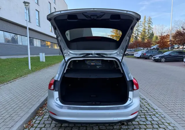 FORD Focus Turnier 1.5 EcoBlue Start-Stopp-System TITANIUM