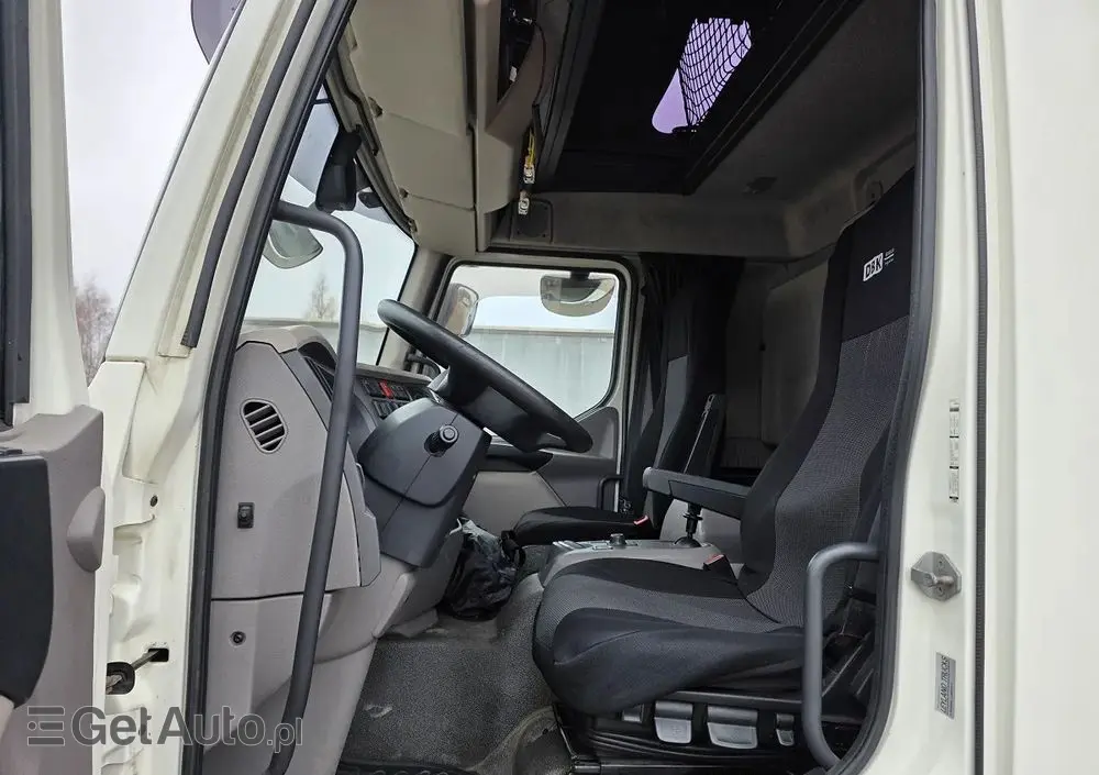 DAF LF 12/260 ZESTAW TANDEM  PRZEJAZDOWY 120m2 SALON PL. 